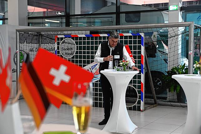 Bild 26: Deutschland – Schweiz: Die schönsten Bilder vom Public Viewing in Tiengen