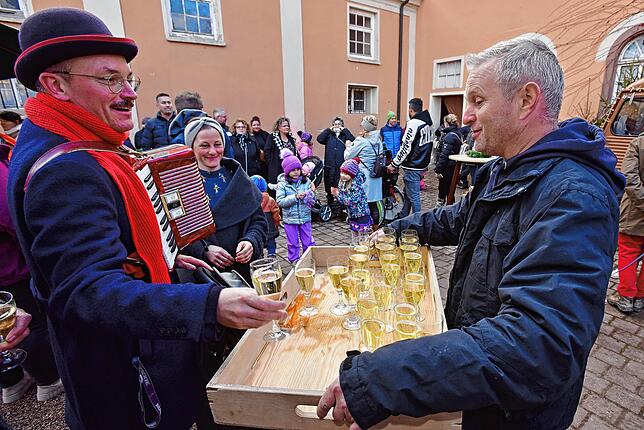 Bild 13: So glitzernd startet die Fürstenberg-Weihnachtswelt in Donaueschingen