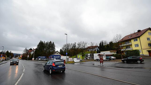 Es soll ein Bebauungsplan für das Gebiet zwischen Adler-Kreisverkehr und der Oberdorfstraße bis zur Shell-Tankstelle (hinten links) ...