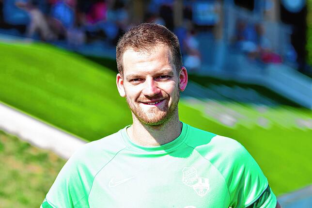 Simon Gantert (28) begann als Torwart bei den Jüngsten des SV Untermettingen. Er wechselte als C-Junior für vier Jahre zum FC Tiengen ...