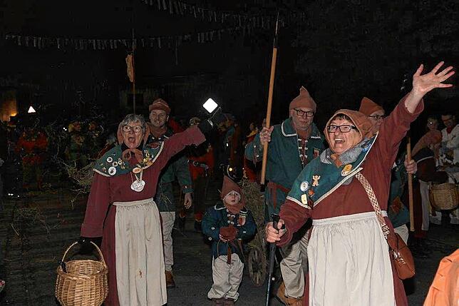 Bild 12: Heudorf im Hegau: Nachtumzug der Heuliecher begeistert mit festlicher Stimmung