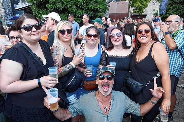 Bild 6: Alle Eindrücke und Bilder: So schön war das Hohentwielfestival 2024
