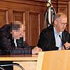 Der Angeklagte mit seinem Verteidiger Bernhard Mußgnug in der Verhandlung.