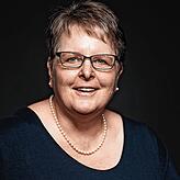 Ursula Oexl-Menzel, Gewandmeisterin am Theater Konstanz