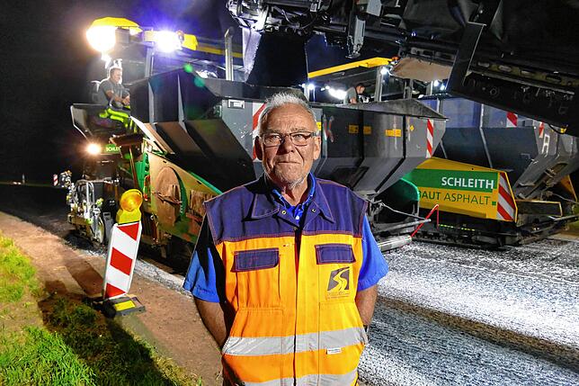 Werner Bühler aus Gersbach ist seit 42 Jahren im Straßenbau tätig.