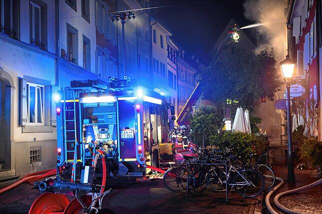 Bild 28: Großbrand in der Konstanzer Altstadt: Bilder vom größten Feuerwehreinsatz seit Jahren