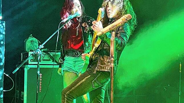 Die Band Jewly aus Frankreich begeistert vergangenes Jahr bei „Markhof rockt“ mit kraftvollem Rebell-Rock und bluesigen Akzenten. ...