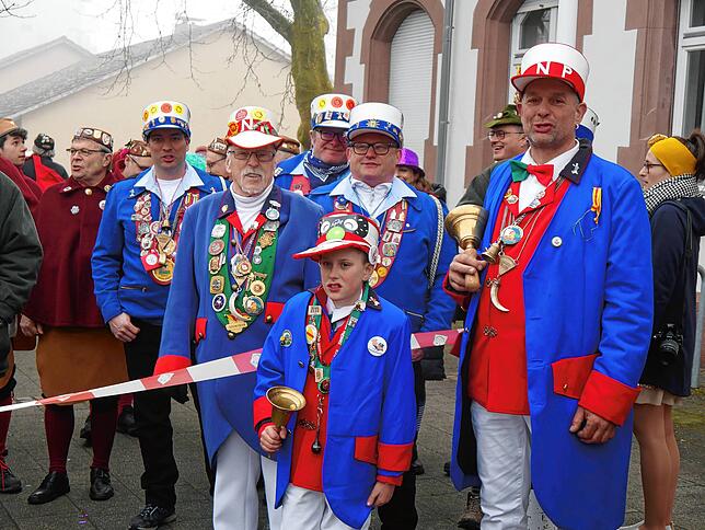 Bild 10: So bunt feiern die Narren in Gottmadingen