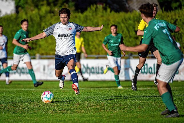 Bild 27: VfB Waldshut gewinnt mit 4:0 gegen den FC Zell &ndash; und wir haben Bilder!