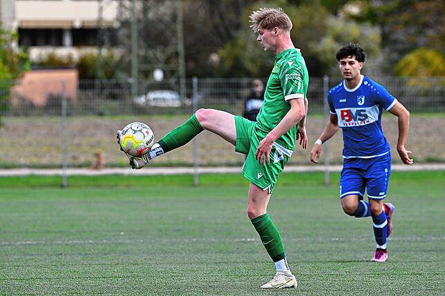 Bild 15: SV Herten besiegt den FC Erzingen mit 3:0 &ndash; und wir haben Bilder!