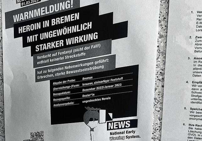 An der Pinnwand im Wartezimmer gibt es nicht nur Listen von Selbsthilfegruppen, sondern auch aktuelle Informationen: Hier wird etwa vor ...