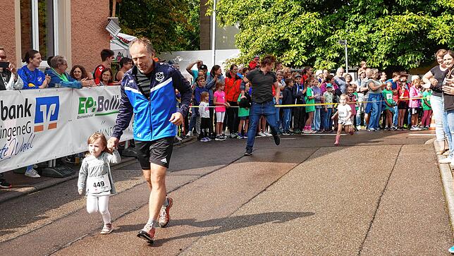 Bild 13: 13. Klettgau-Lauf in Weisweil – Teil 1