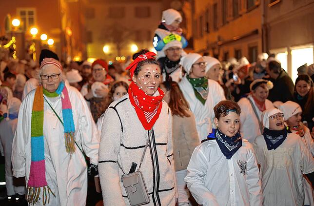 Bild 22: Fasnacht 2023 - Fotos vom Hemdglonkerumzug in Radolfzell