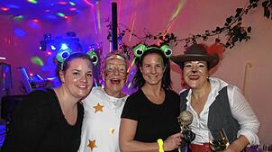 Bild : Wiiberfasnacht: Das begeisterte Publikum brachte den Saal zum Beben - die Highlights in Bildern!