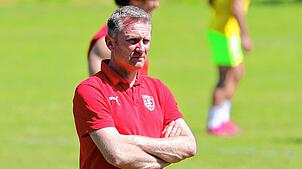 Ronny Warnick, der Trainer des SC Gottmadingen-Bietingen, muss sich und seiner Mannschaft eine haushohe 0:4-Niederlage eingestehen.