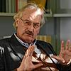 Axel Honneth ist Sozialphilosoph und denkt unter anderem über unsere Freiheit nach.