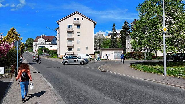 Der Zebrastreifen an der Berliner Straße/Drechslerweg wurde mit der höchsten Dringlichkeitsstufe versehen. Dennoch wird dort keine ...