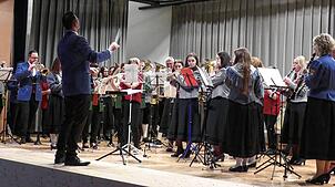Alle Kapellen Sauldorfs spielen zum 50-jährigen Bestehen der Gesamtgemeinde zum ersten Mal gemeinsam.