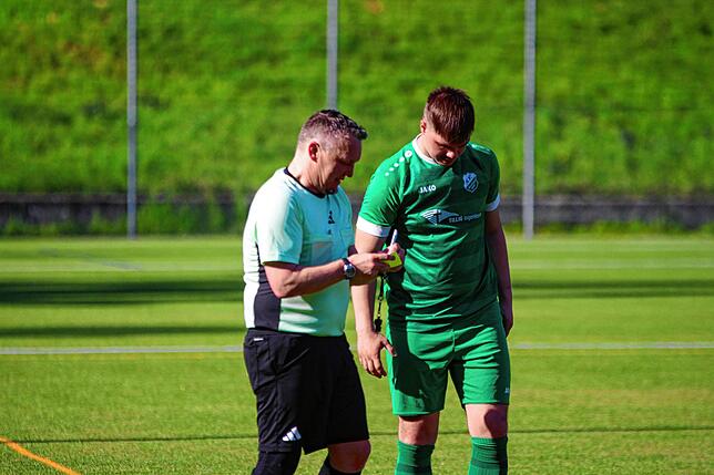 Bild 5: FC 08 Bad Säckingen besiegt den SV Rheintal mit 5:3 – und wir haben Fotos!