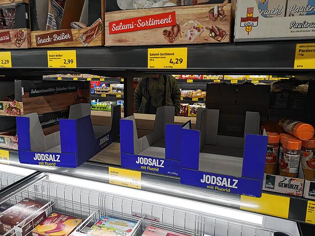 Bei Aldi war innerhalb von kürzester Zeit das Salz ausverkauft.