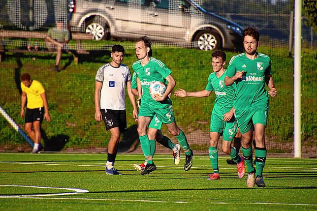 Bild 11: SV Buch gewinnt Derby gegen SV Waldhaus mit 4:1 – und wir haben Fotos!
