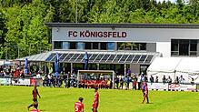 Hier, auf dem Platz des FC Königsfeld, startet im August die neue Landesliga-Saison. (Archivbild)