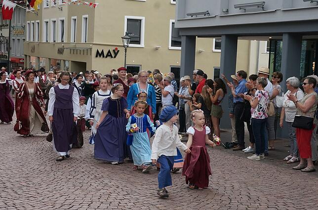 Bild 15: Schwyzertagsumzug in Tiengen 7.7.19