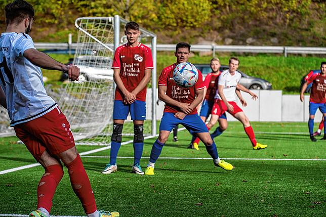Bild 2: FC Schlüchttal gewinnt gegen die SG Höchenschwand/Häusern mit 3:1 &ndash; und wir haben Bilder!