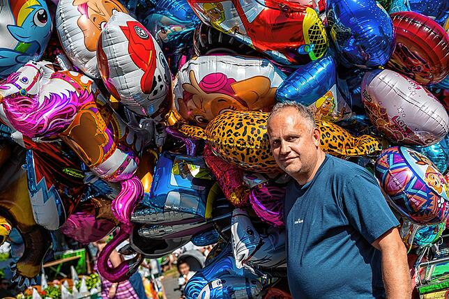 Bild 20: Seehasenfest 2022: Besucher freuen sich über den Rummel