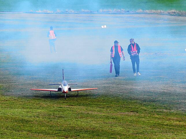 Bild 17: Großes Jubiläums-Flugplatzfest in Rickenbach-Hütten - hier sind die Bilder