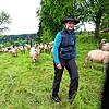 Die 17-Jährige Fabienne Kürner macht die Ausbildung zur Schäferin.