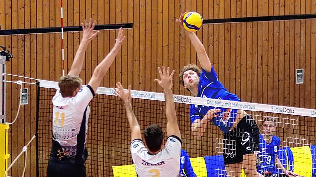 Der TSV Mimmenhausen (Lukas Baumgärtner im Angriff gegen Ludwigsburg) trifft am Samstag im Bildungszentrum Salem auf Vizemeister TV ...