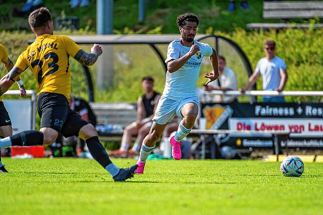 Bild 8: SV 08 Laufenburg kassiert 2:4-Niederlage gegen den SC Wyhl &ndash; und wir haben Bilder!