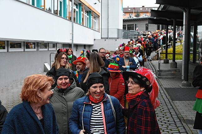 Bild 15: Karl Lauterbach vor dem Narrengericht Stockach: Die ersten Bilder