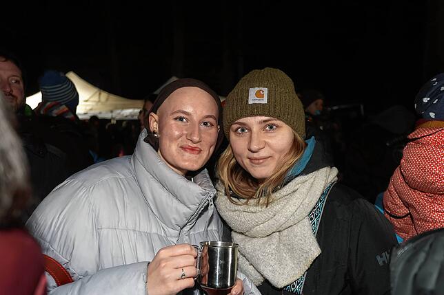 Bild 10: In Konstanz erwacht die Fasnacht 2025: Riedhexen und Schneeschreck tanzen durch den Wald