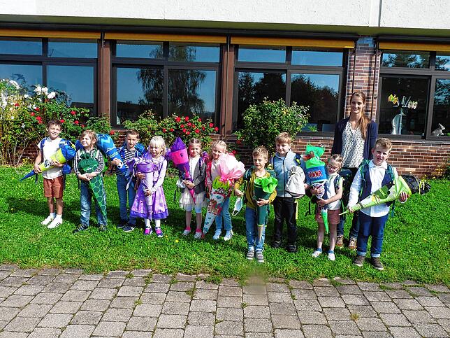 Die Klasse 1c der Grundschule Obereschach mit Klassenlehrerin Amelie Günzel.