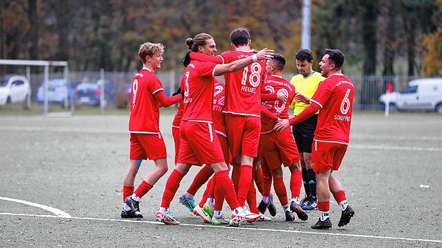 Jubel im Katzental über das Tor des Tages beim 1:0-Sieg für den SC Gottmadingen-Bietingen.