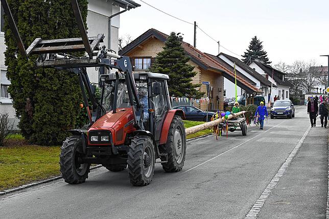 Bild 19: Fasnet in Lellwangen: 220 Narren feiern mit Musik und Freude -  hier die Bilder!