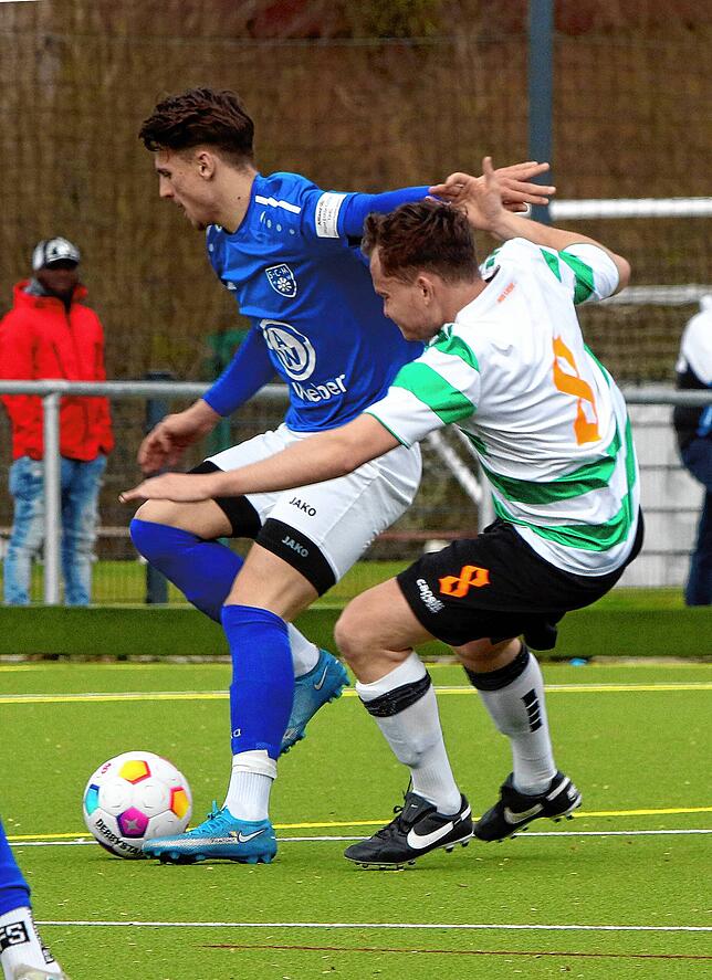 Bild 4: SC Markdorf nach 1:0 über SG DJK Konstanz/KN-Egg nun Spitzenreiter. Wir waren mit der Kamera dabei!