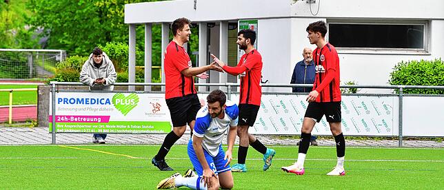 Bild 7: FC 08 Bad Säckingen setzt sich mit 5:1 gegen den FC Geißlingen durch – und wir haben Fotos!