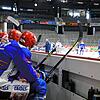 Runter von der Ersatzbank, rauf aufs Eis: Die Schwenninger Wild Wings starten am 15. September in die neue DEL-Saison.