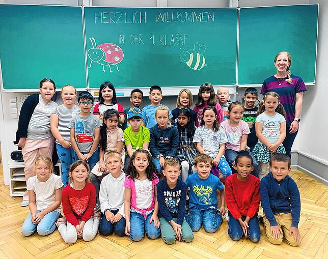 Die Klasse 1a der Klosterringschule mit Klassenlehrerin Annemarie Schupp.