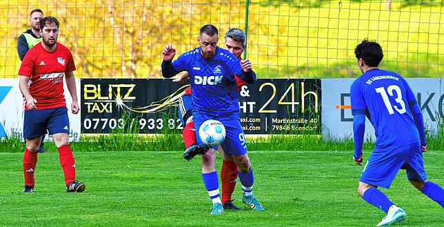 Bild 12: SC Lauchringen siegt 3:0 bei der SG Bettmaringen-Mauchen – und wir haben Fotos!