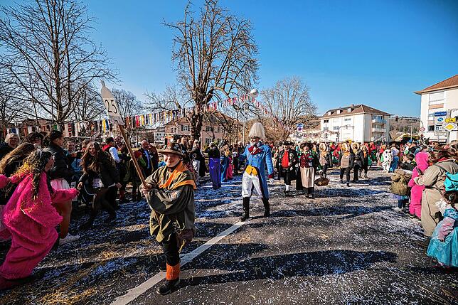 Bild 22: Unvergessliche Bilder vom Rosenmontagsumzug in Gottmadingen: So bunt war die Fasnacht 2025!