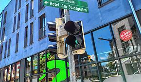 Normales Ampelmännchen statt Kappedeschle: In Radolfzell gab es eine Absage für Motivampeln.