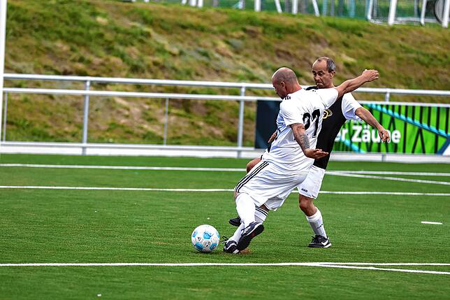 Bild 23: Legenden-Spiel beim SV Rheintal endet 5:5 – wir haben Fotos!