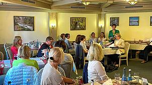 Auf Einladung von Sabine Hartmann-Müller fand der Lady-Businesslunch statt. Sabine Kurtz, Staatssekretärin im Ministerium für Ernährung, ...