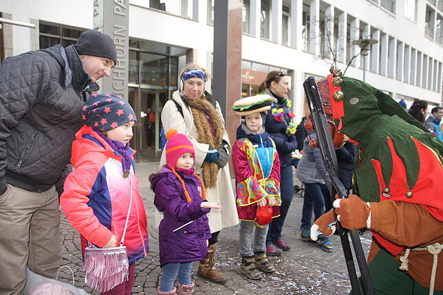 Bild 15: Bilder vom Kinderumzug zum Ringtreffen des Alemannischen Narrenrings am Samstag