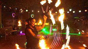 Hingucker beim Lichterfest in Todtmoos: die beeindruckende Feuershow.