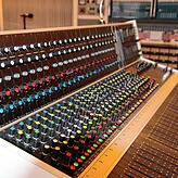 Analoge Technik im MPS-Studio.